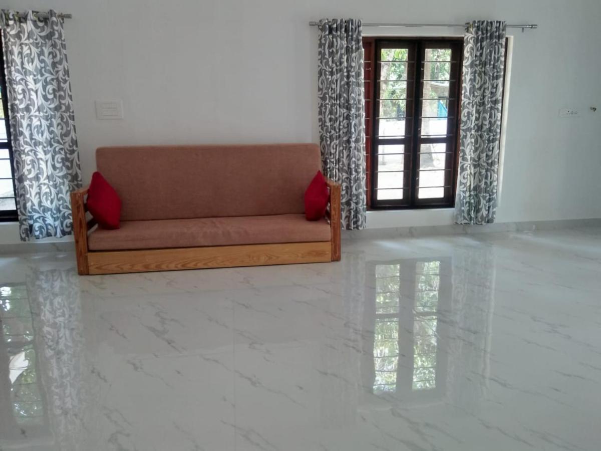 Coconut Garden Apartment Cherai Beach Exterior photo