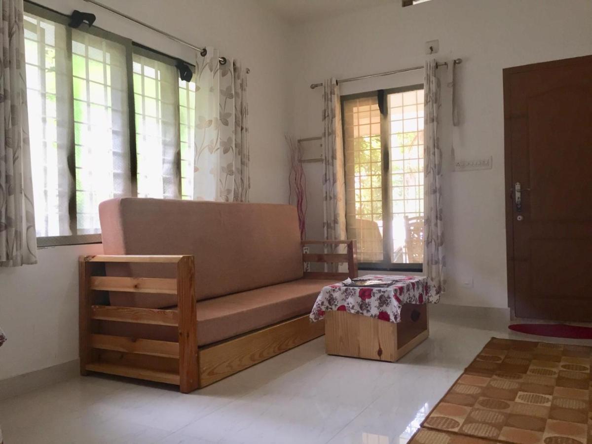 Coconut Garden Apartment Cherai Beach Exterior photo