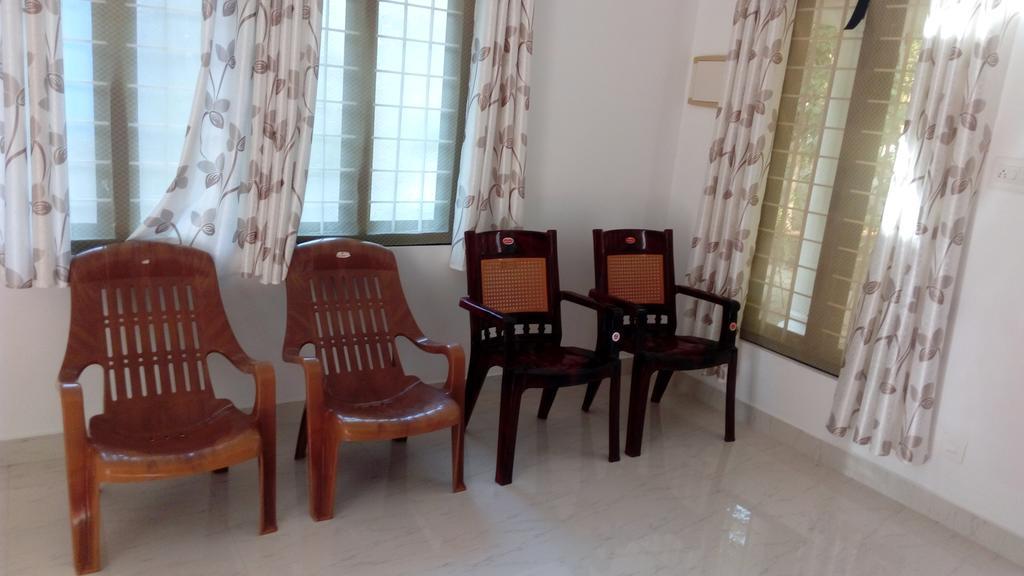 Coconut Garden Apartment Cherai Beach Exterior photo